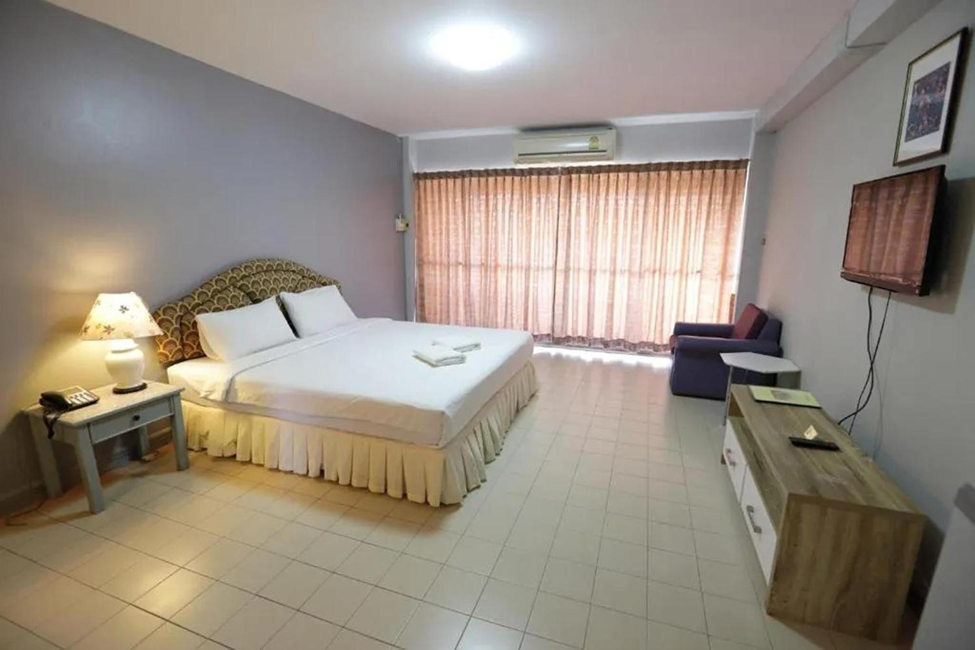 Pin Hotel Lampang Buitenkant foto